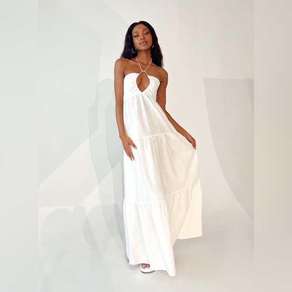 Princess Polly Dresses & Skirts - Princess Polly Lincoln maxi dress